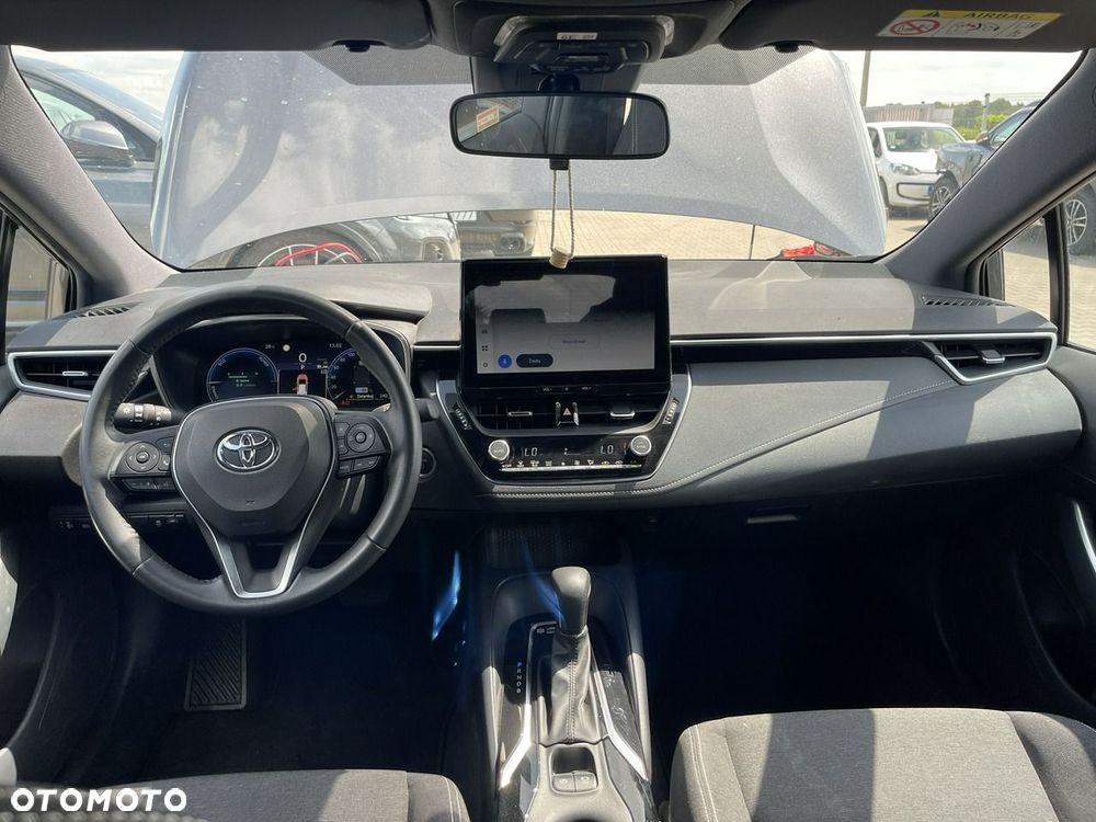 Toyota Corolla 1.8 Hybrid Comfort - 13