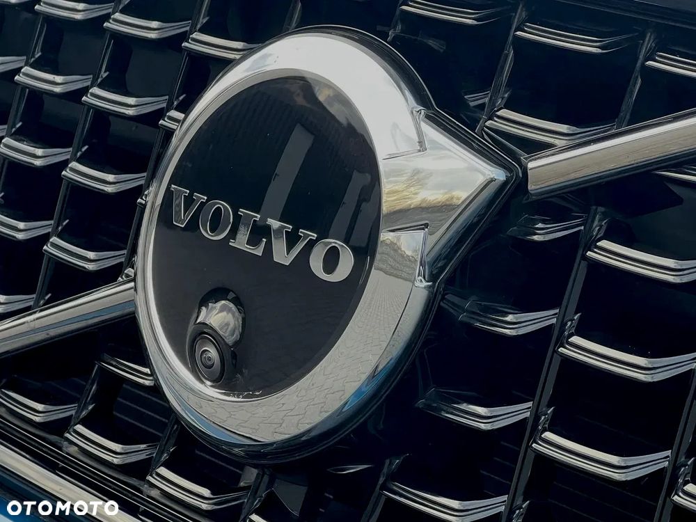 Volvo XC 40 B4 AWD Ultimate Dark - 37