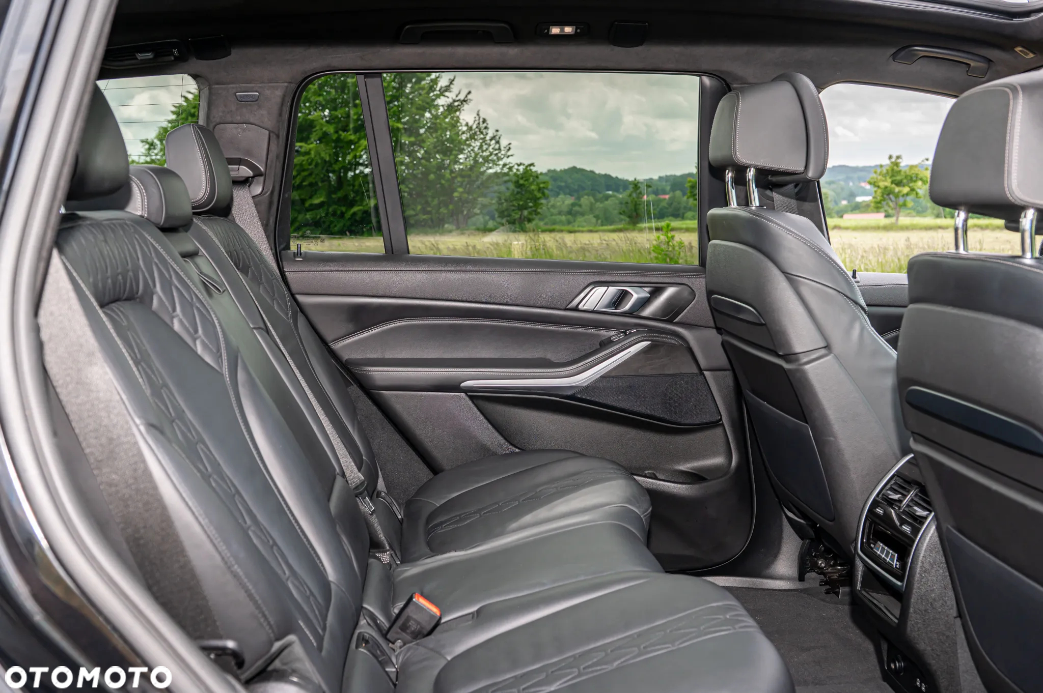 BMW X7 - 32