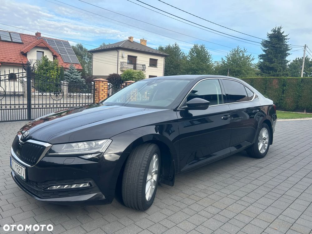 Skoda Superb 2021 photo 2