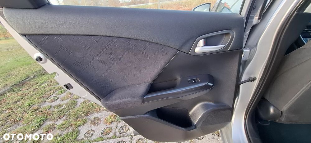 Honda Civic 1.6 i-DTEC Executive Navi - 26