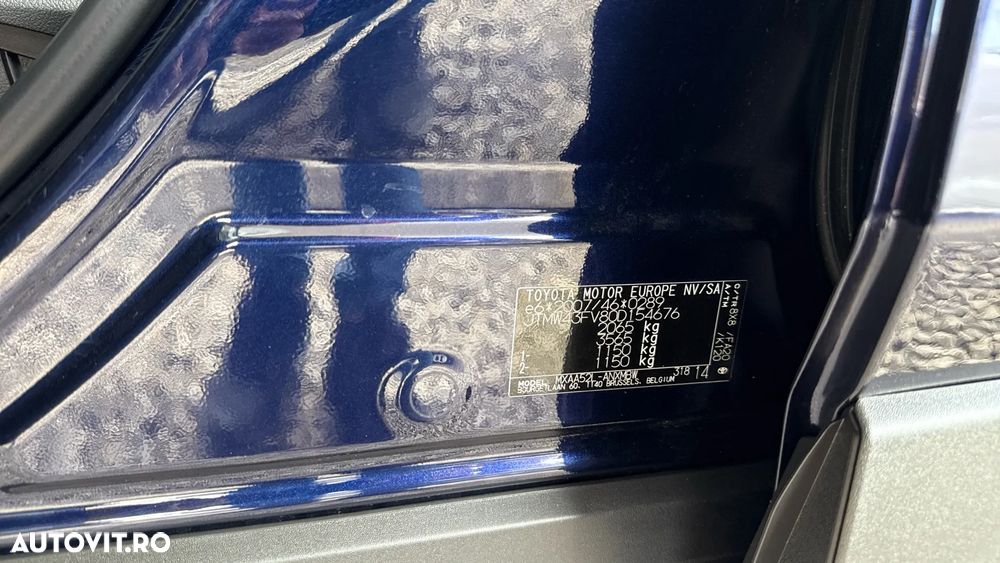 Toyota RAV4 - 8