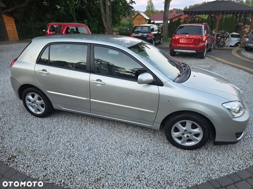 Toyota Corolla 1.6 VVT-i Executive - 9