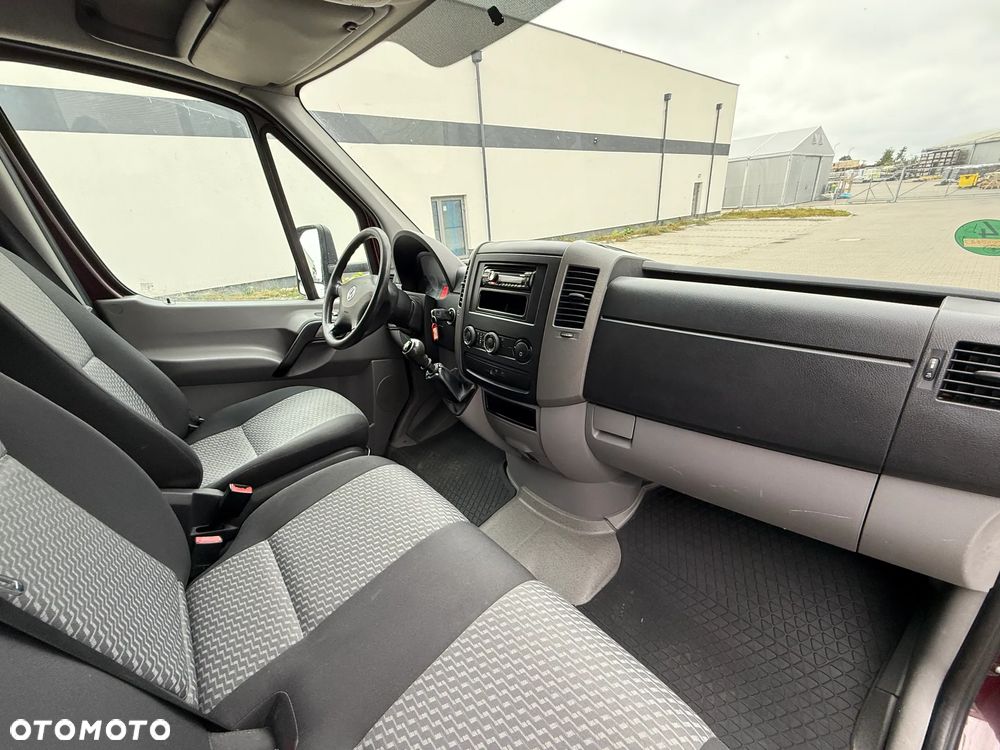 Volkswagen Crafter - 11