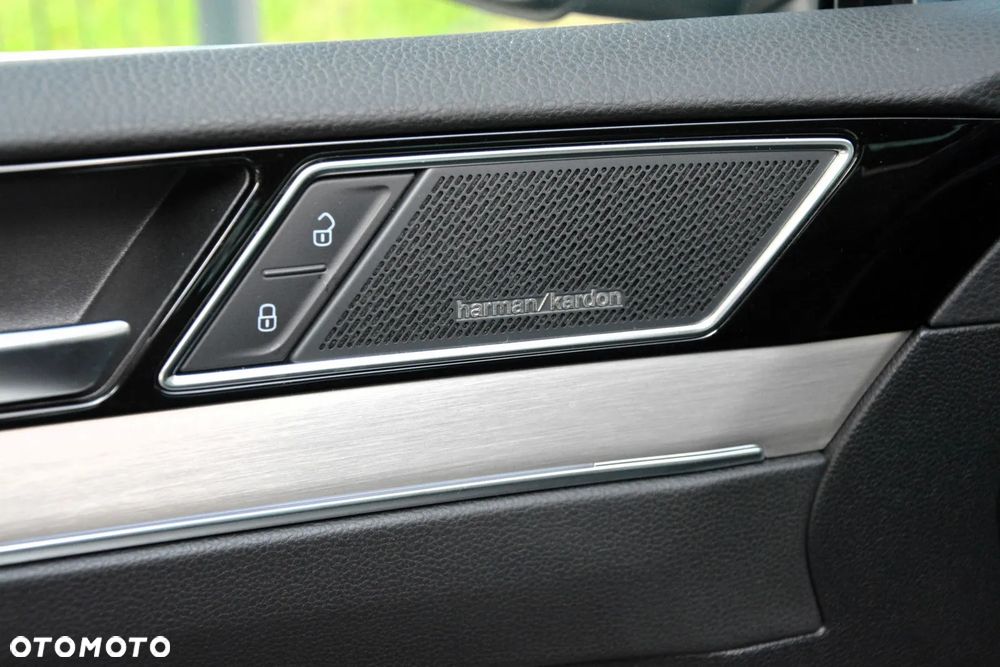 Volkswagen Passat 2.0 TSI 4Mot Elegance DSG - 20