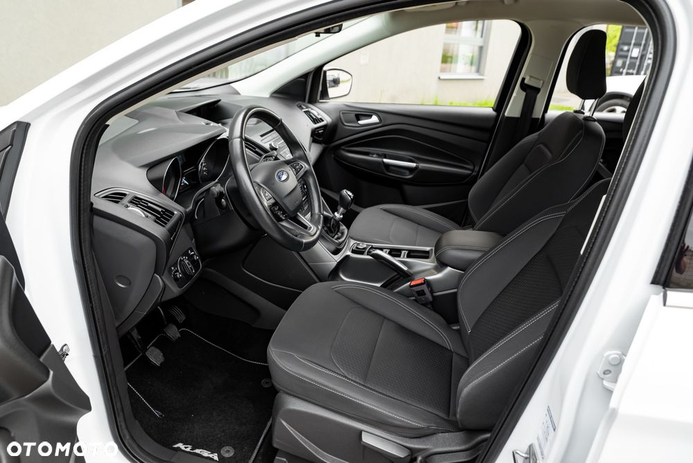 Ford Kuga 1.5 EcoBoost FWD Trend ASS - 17