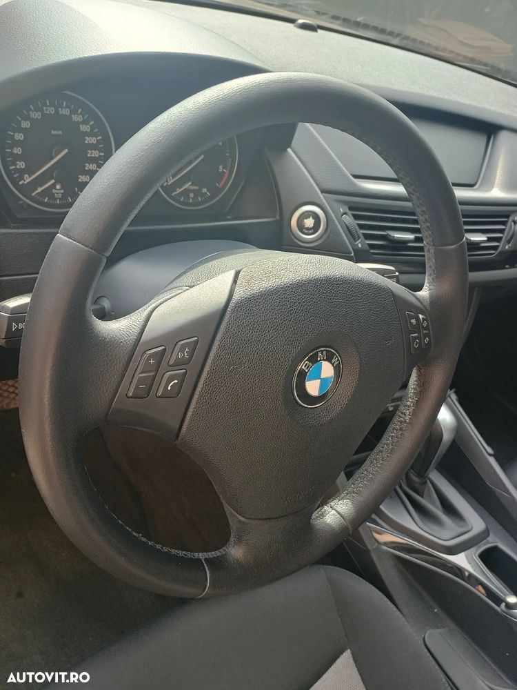BMW X1 2012 — imagine 7