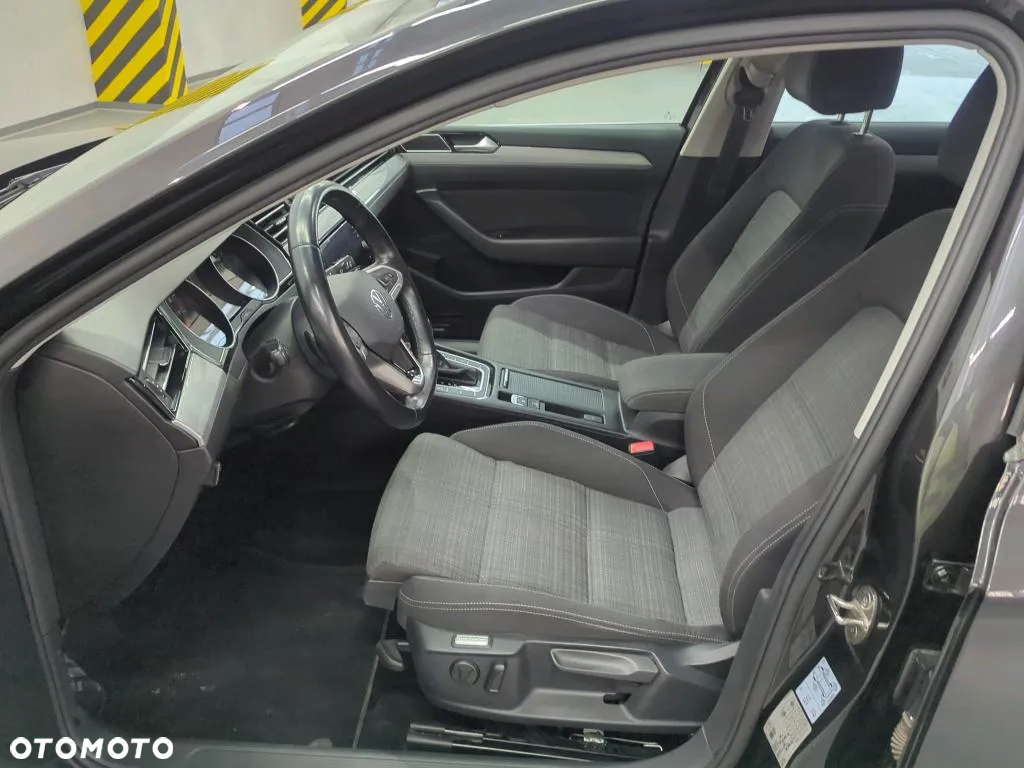 Volkswagen Passat 2.0 TSI Business DSG - 15
