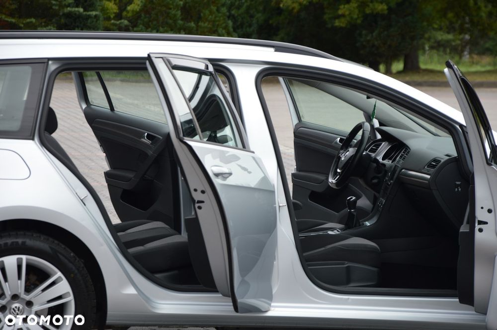 Volkswagen Golf 1.6 TDI BMT Comfortline - 25
