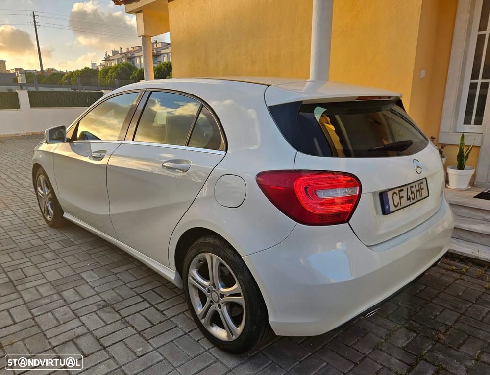 Mercedes-Benz A 180 CDI (BlueEFFICIENCY) Urban - 4
