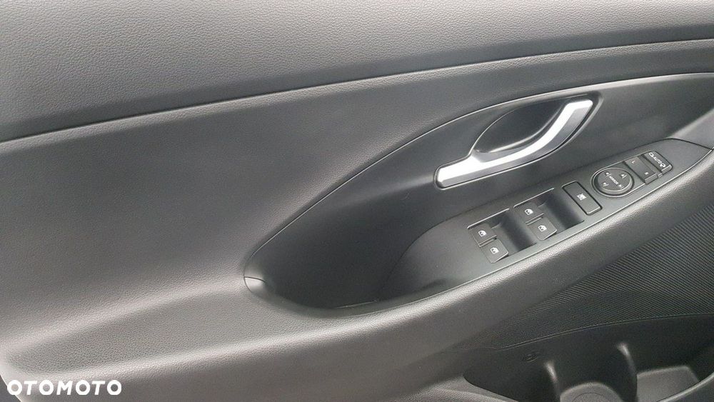 Hyundai i30 - 18