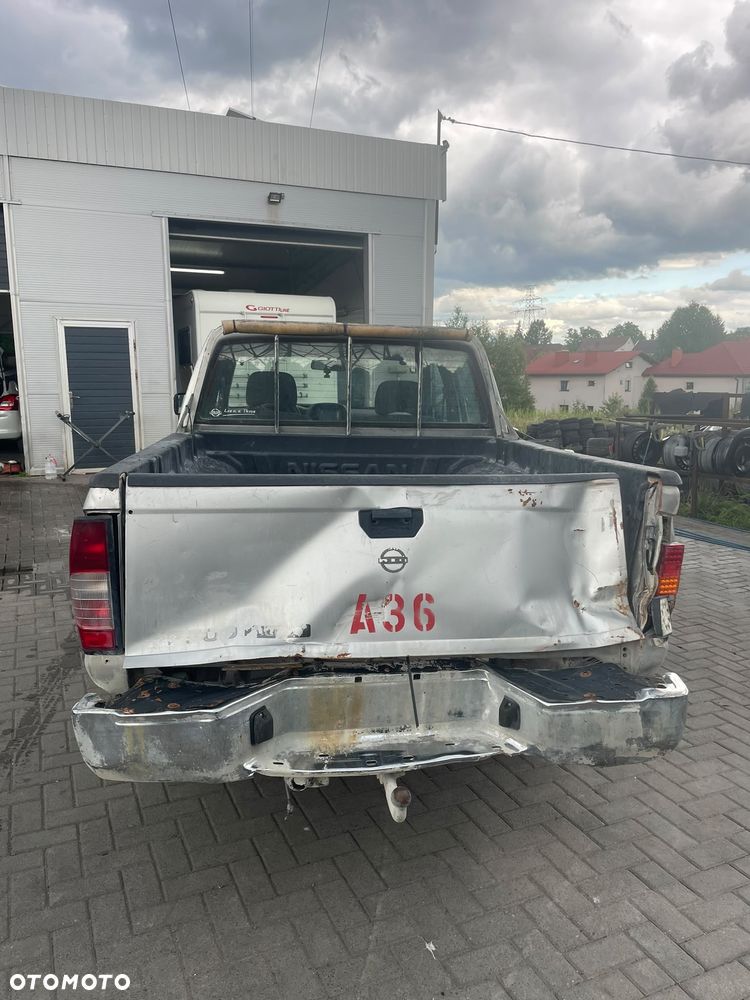 Nissan Navara - 4