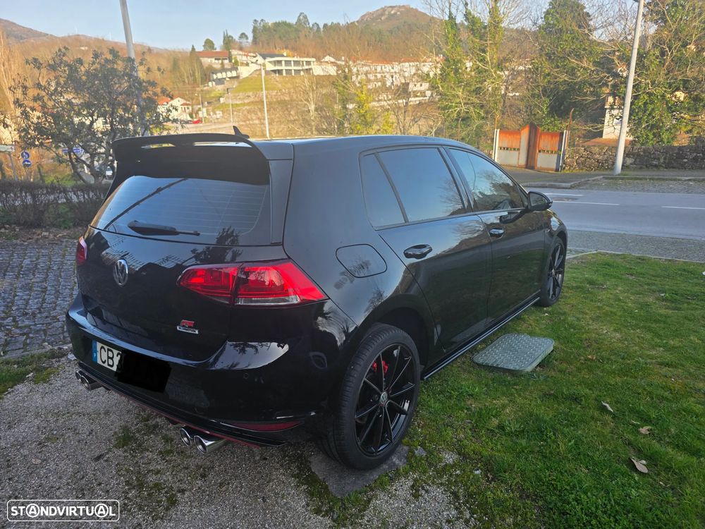 VW Golf 1.6 TDi R-Line - 2