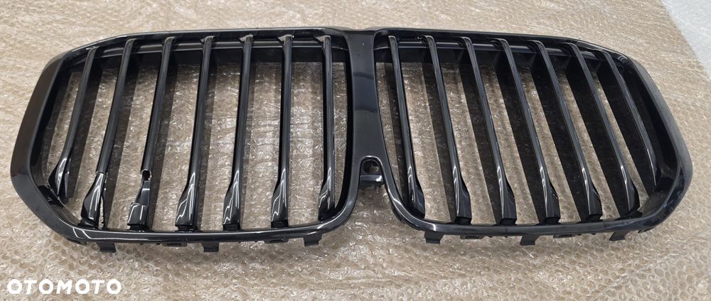 Grill do BMW X7 Shadowline High Gloss - 9