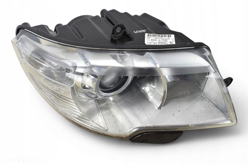 Lampa Prawy Przód Halogen SKODA SUPERB II 2009R EU - 7
