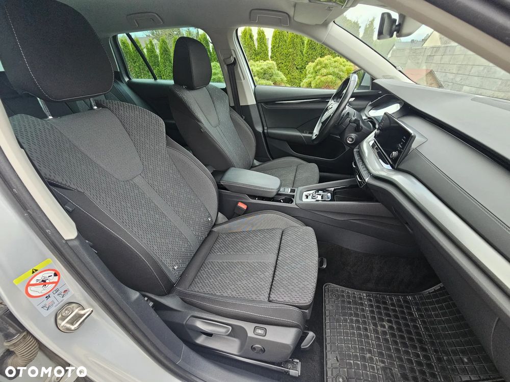 Skoda Octavia 2.0 TDI SCR Ambition DSG - 11