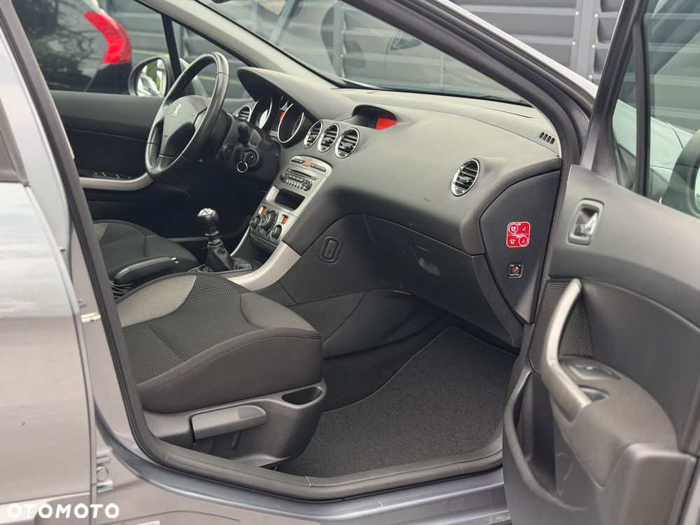 Peugeot 308 - 17
