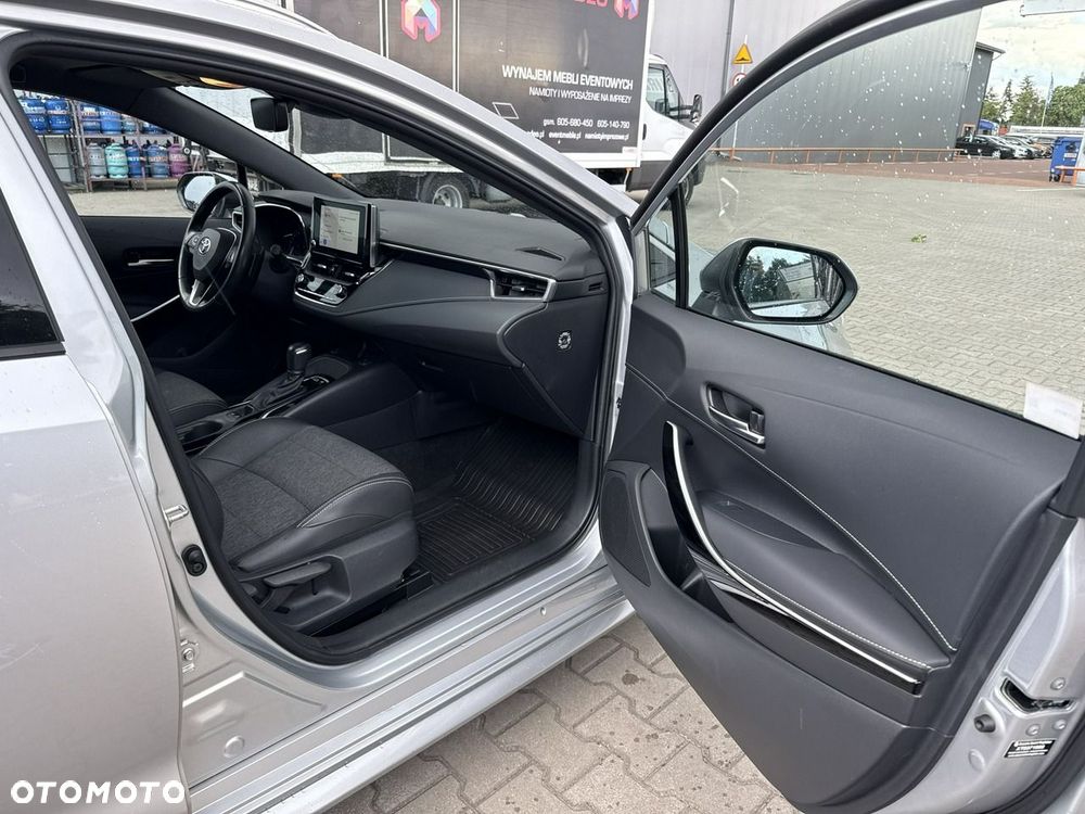 Toyota Corolla - 19