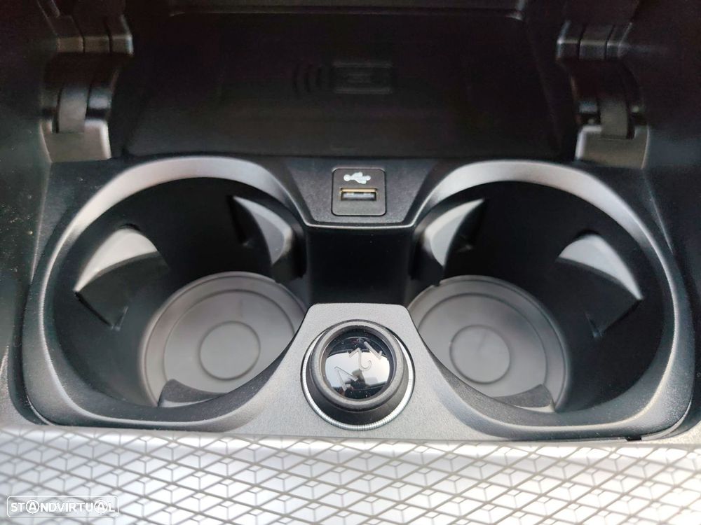 BMW 320 d Pack Desportivo M Auto - 28