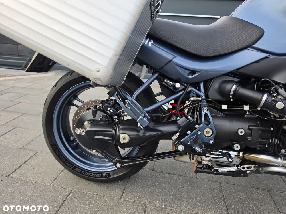 BMW R - 19