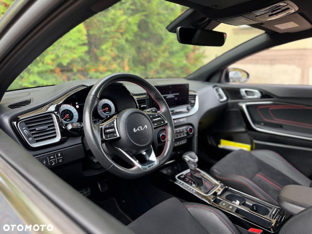 Kia ProCeed 1.6 T-GDI DCT7 OPF GT - 13