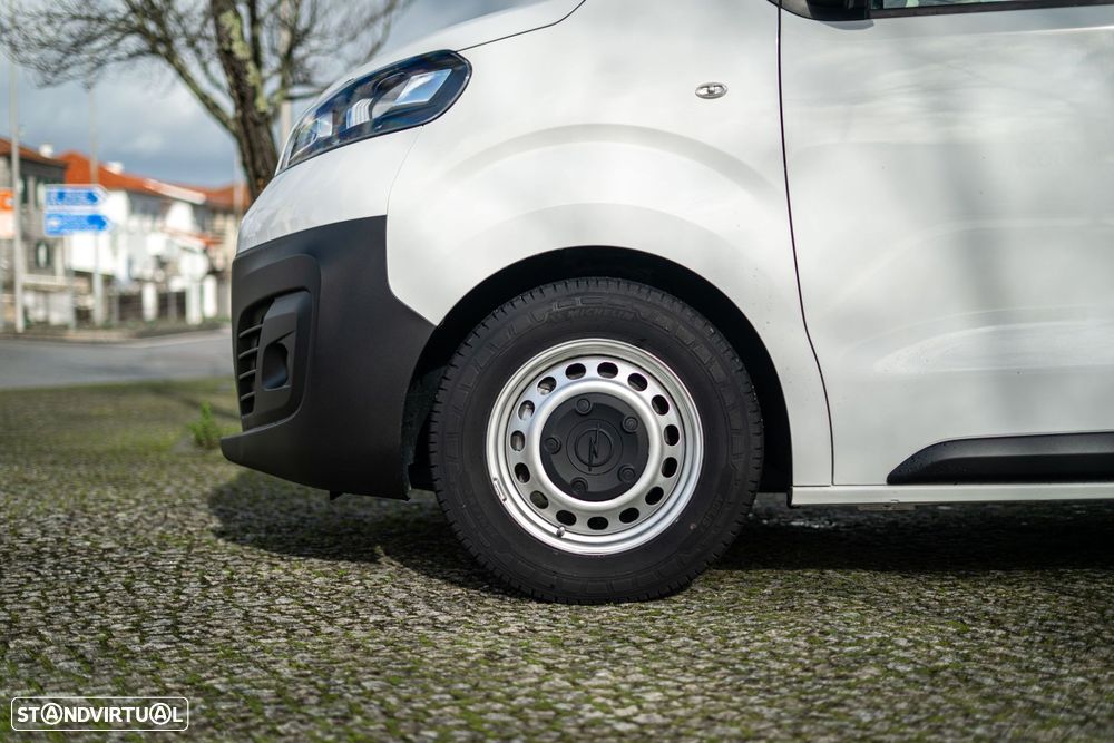 Opel Vivaro 1.5 CDTi L3H1 Essentia - 36