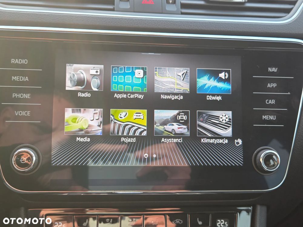 Skoda Superb 1.5 TSI Ambition DSG - 28