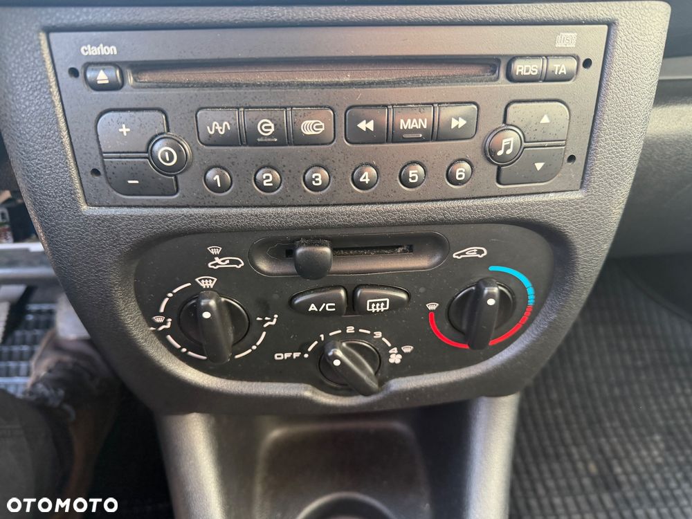 Peugeot 206 plus 75 - 10