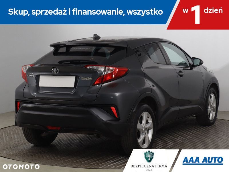 Toyota C-HR - 7