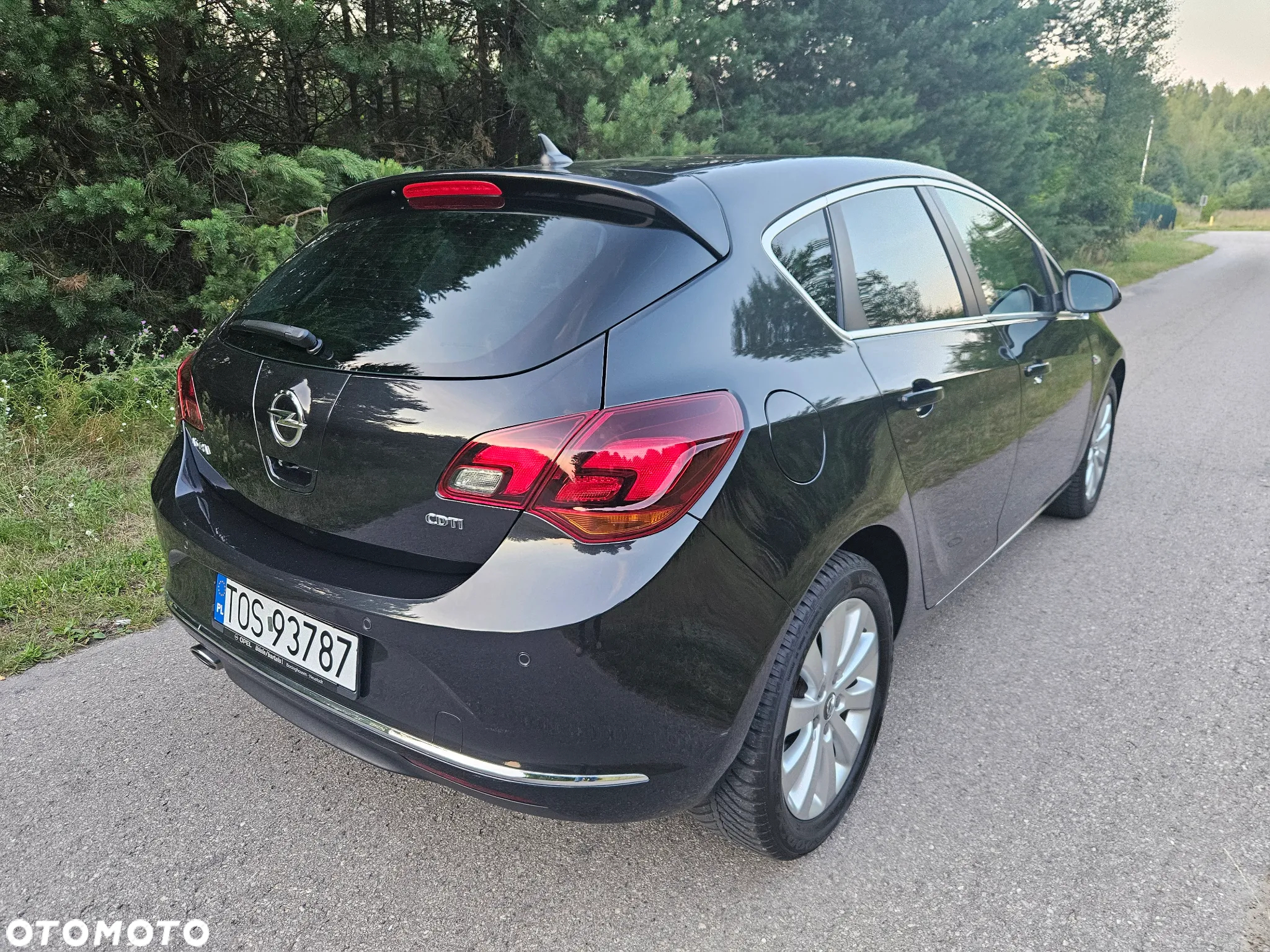 Opel Astra 2.0 CDTI Exklusiv - 29