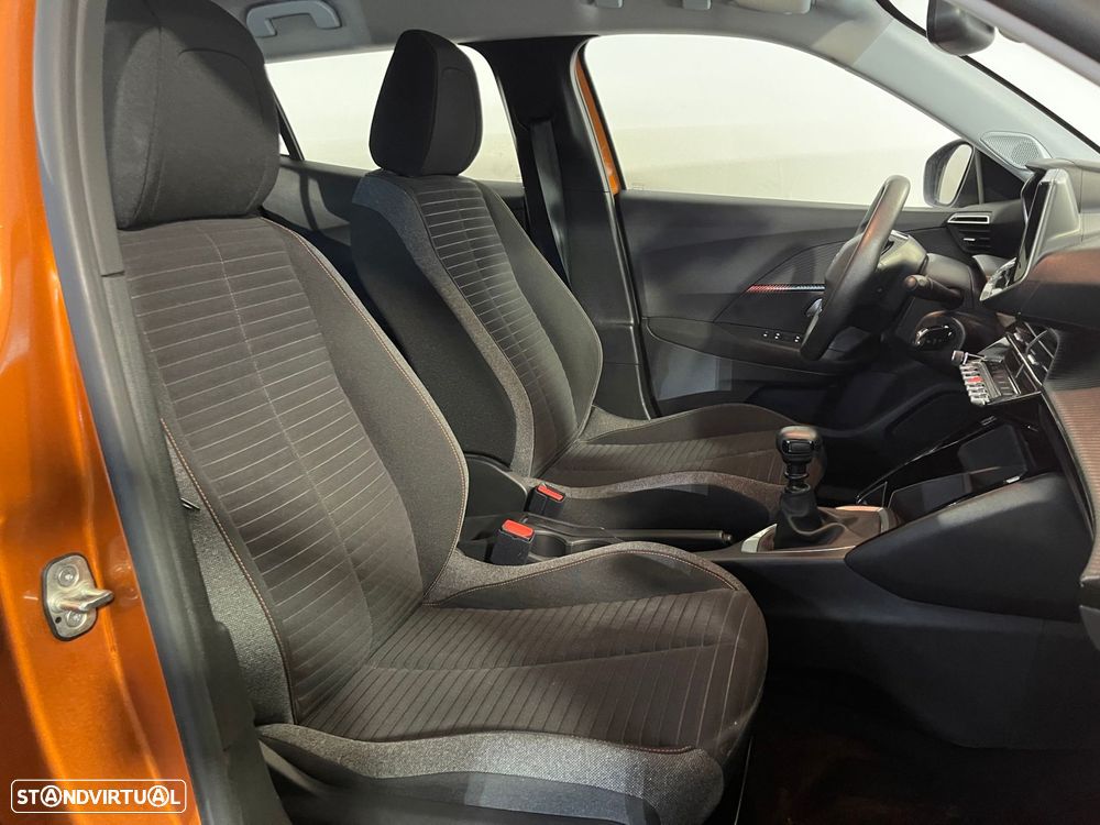 Peugeot 2008 1.2 PureTech Active - 12