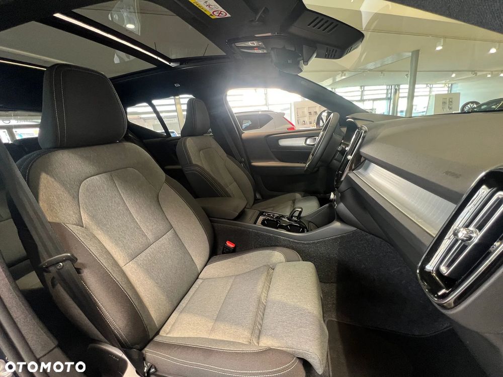 Volvo XC 40 - 20