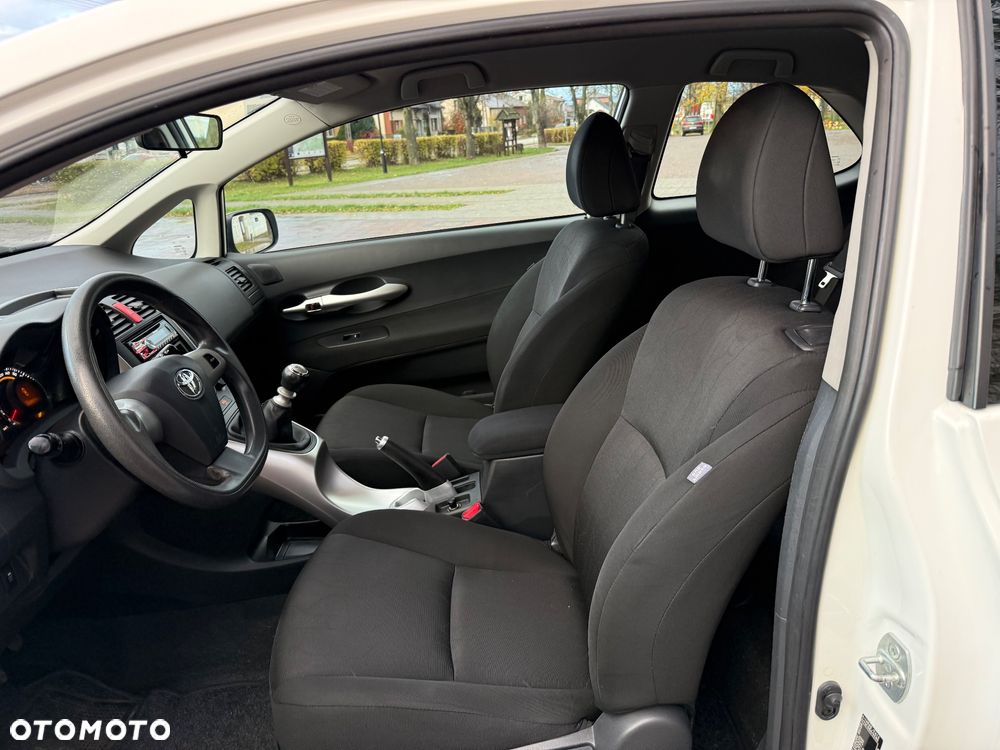 Toyota Auris 1.4 D-4D Edition - 6