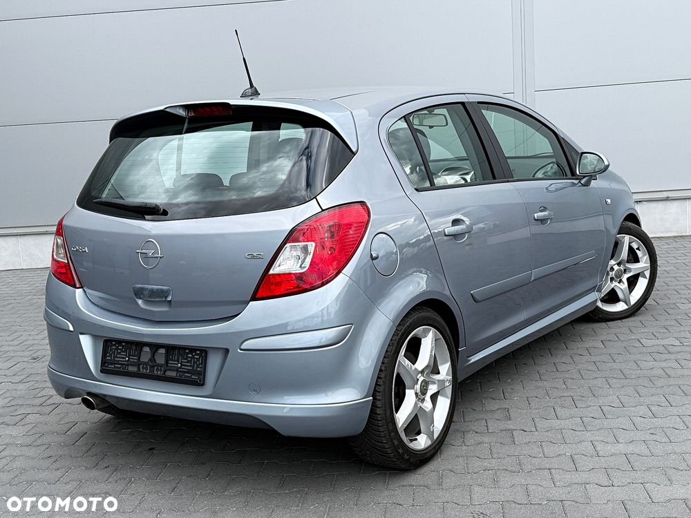 Opel Corsa 1.6 Turbo GSi - 9