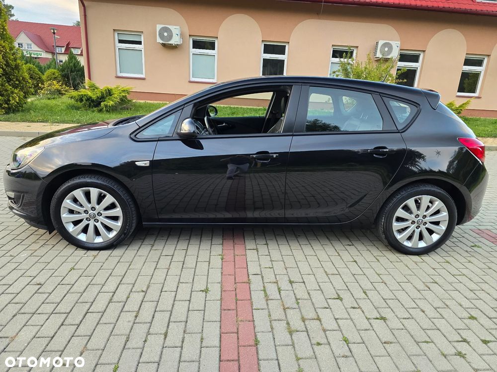 Opel Astra 1.4 Turbo Edition - 10