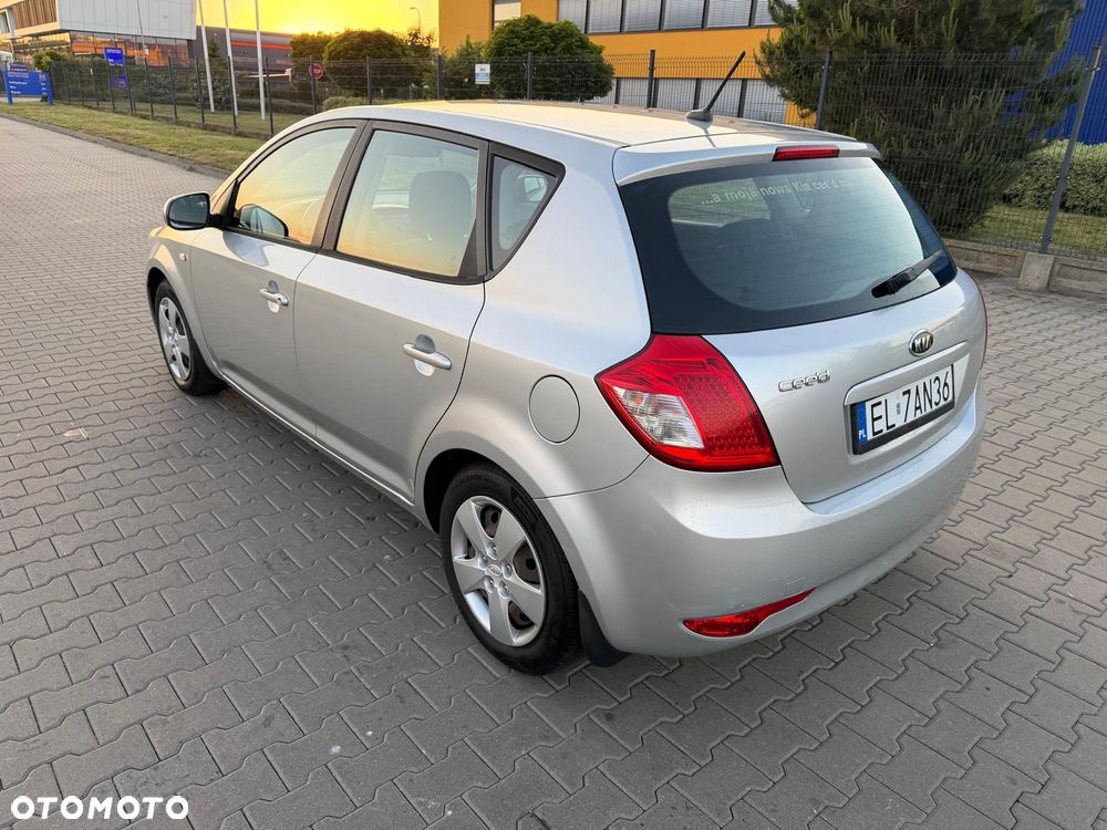 Kia Ceed 1.4 Comfort - 3