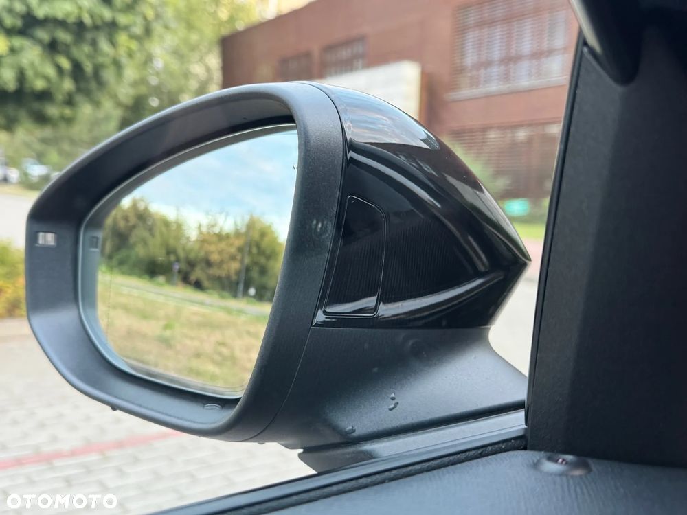 Skoda Superb 2.0 TDI SCR L&K DSG - 23