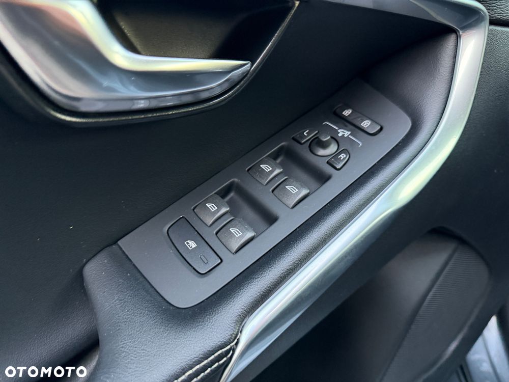 Volvo V40 D3 RDesign - 18