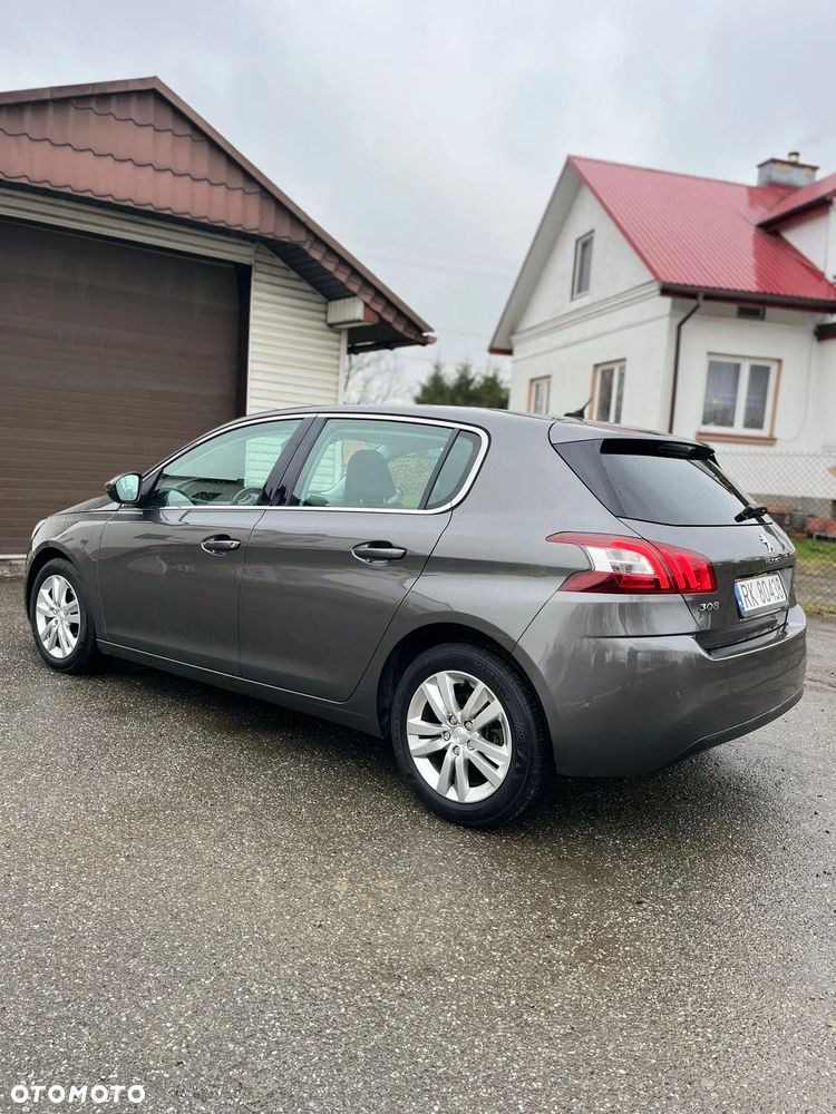 Peugeot 308 - 5