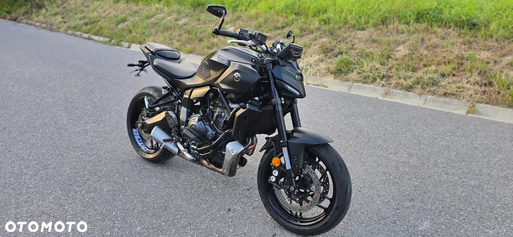 Yamaha MT - 12