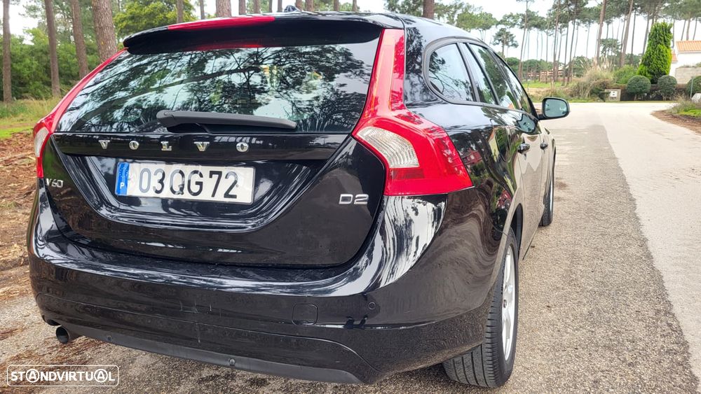 Volvo V60 D2 - 2