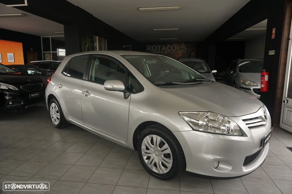 Toyota Auris 1.33 VVT-i ACtive+AC - 1