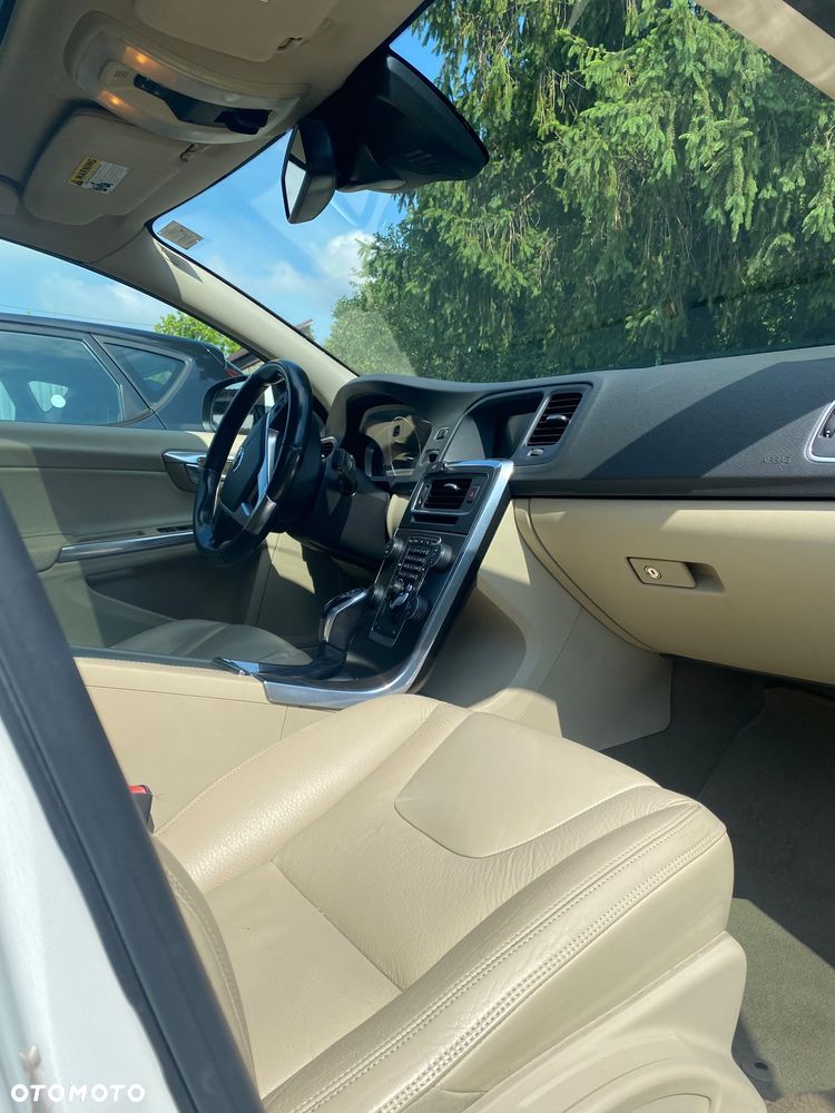 Volvo S60 2.5 T5 - 2