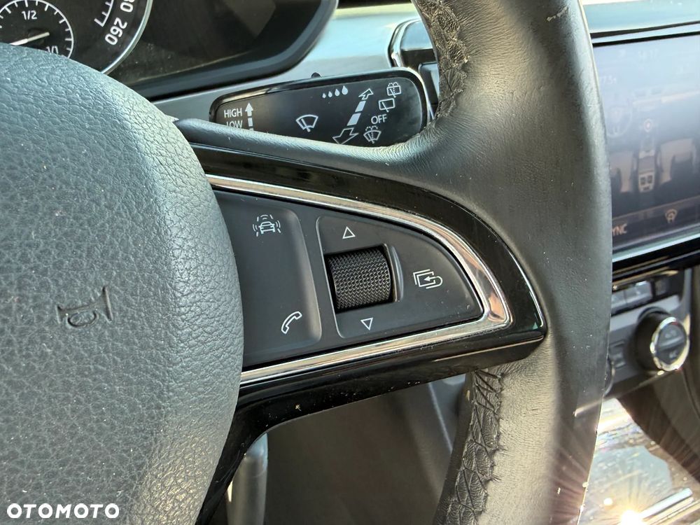 Skoda Superb 1.6 TDI GreenLine - 29