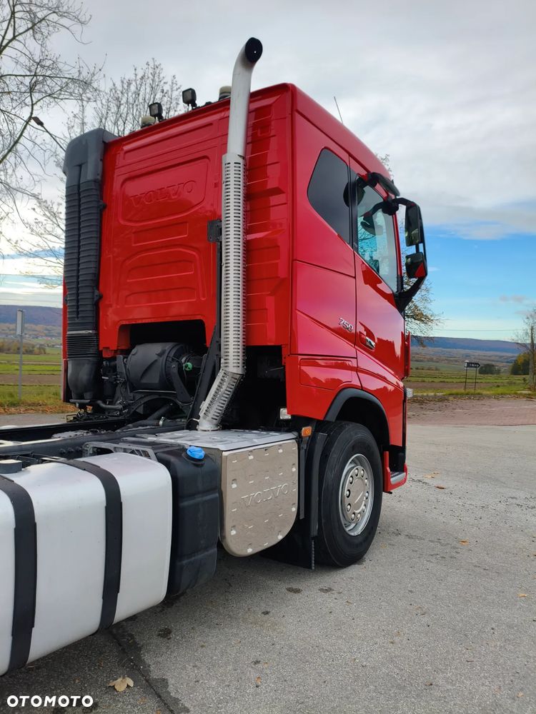 Volvo FH-16 / 750 KM / 6 x 4 / 217000 km - 19