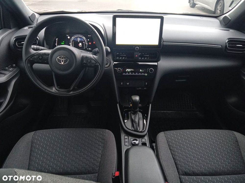 Toyota Yaris Cross - 16