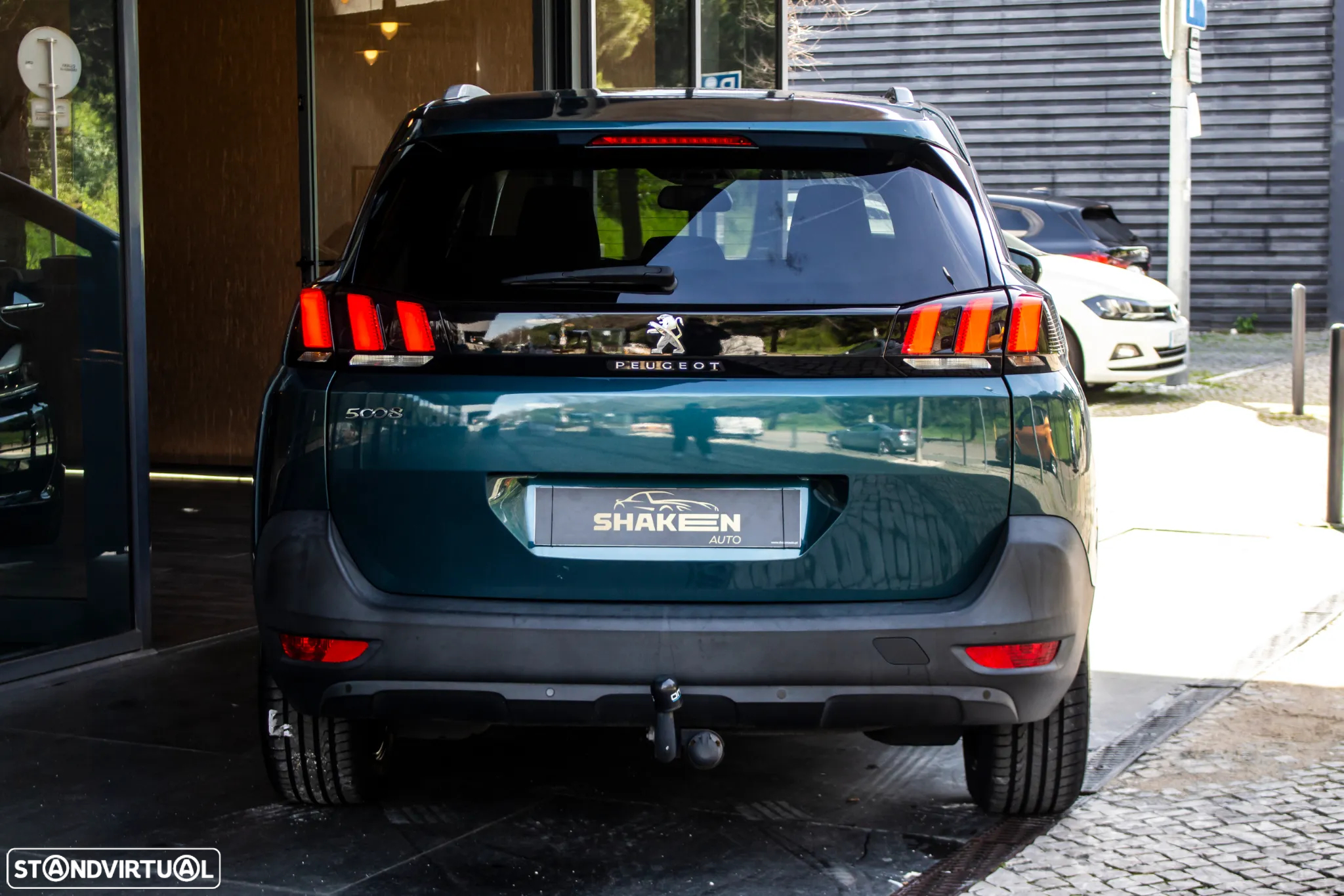 Peugeot 5008 PureTech 130 EAT6 Active - 11