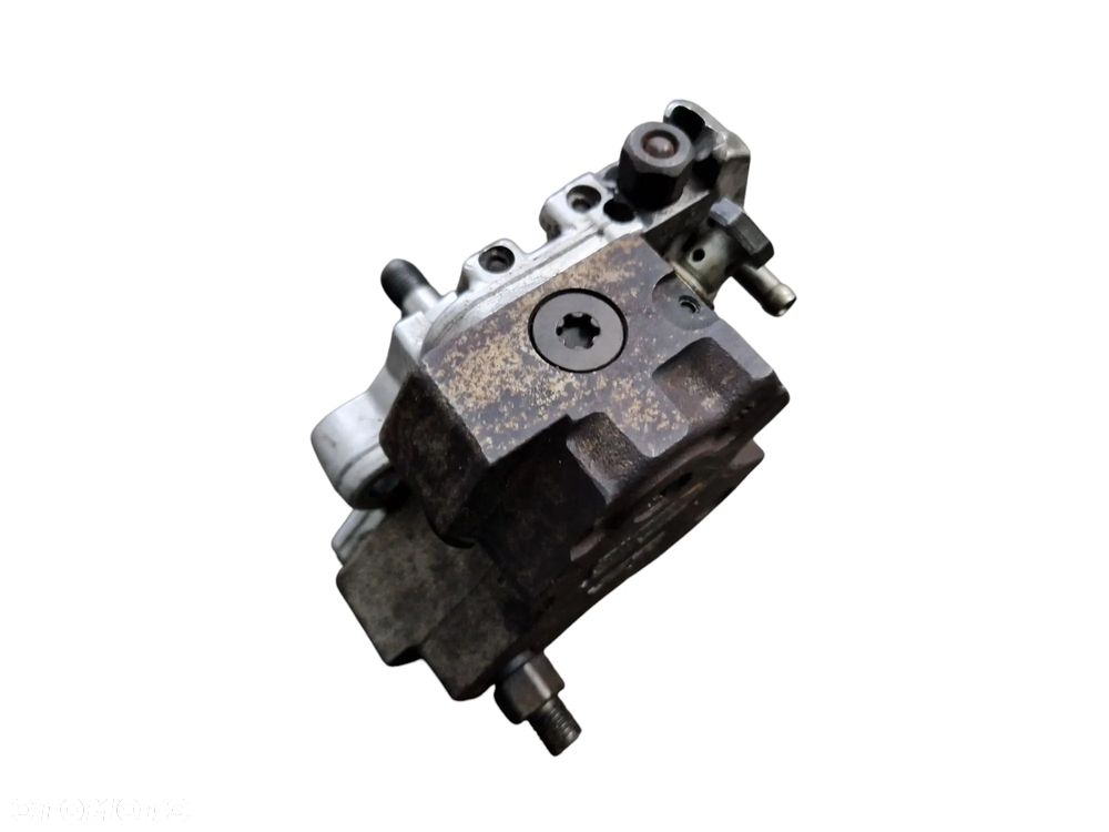 BMW e90 e60 e65 e53 e83 2.5d 3.0d POMPA WTRYSKOWA 7798333 0445010146 - 5