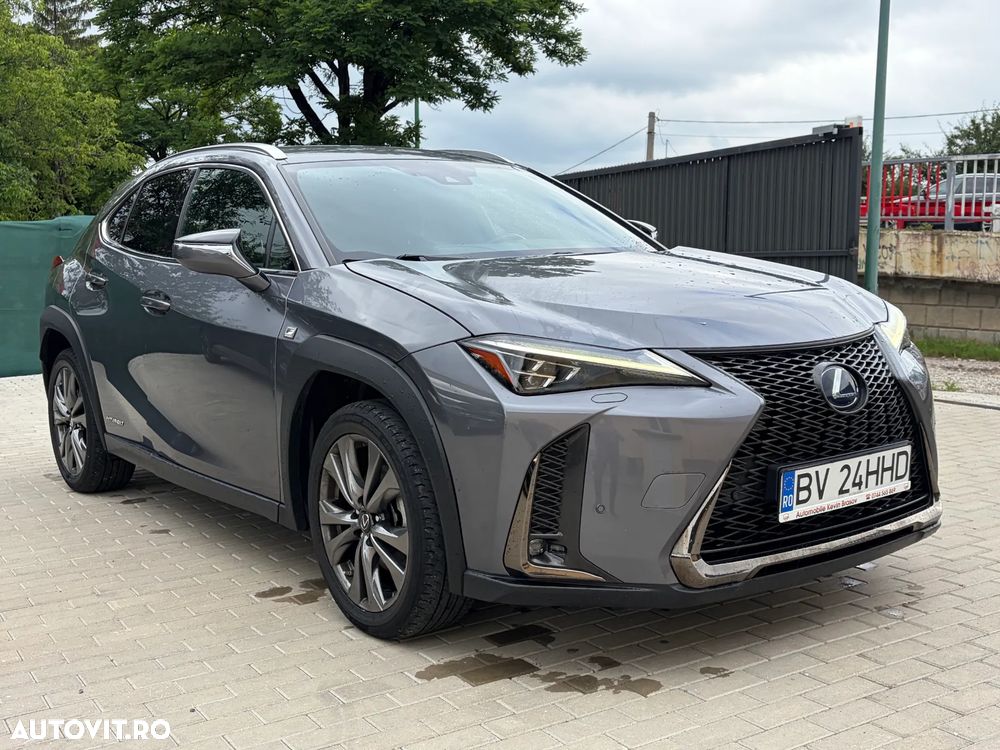 Lexus UX 250h (E-FOUR) F SPORT - 2