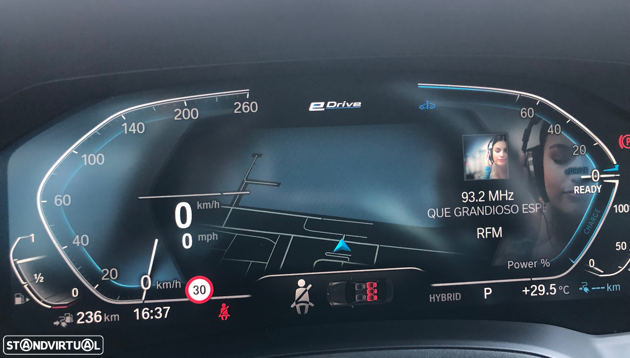 BMW 330 e Pack M Auto - 24